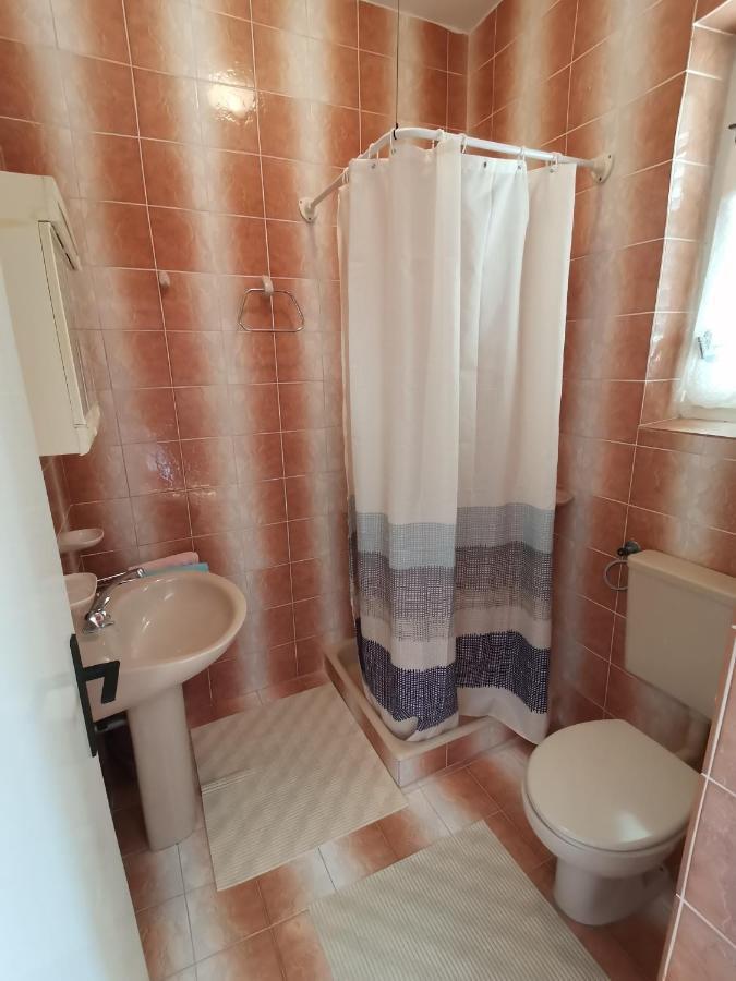 Apartmani Skaric Лопар Экстерьер фото