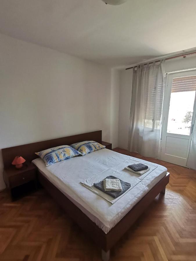 Apartmani Skaric Лопар Экстерьер фото